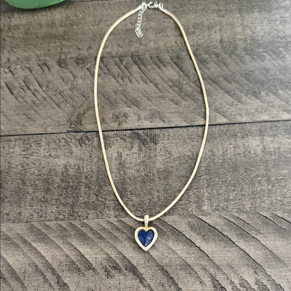 Vintage Blue Heart Pendant Necklace - Picture 3 of 3